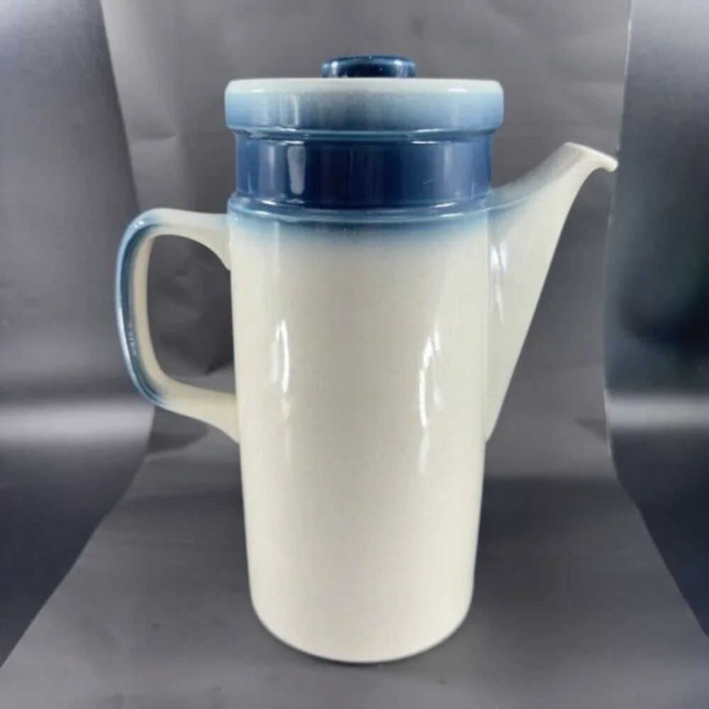 Wedgwood Blue Pacific‎ Ceramic Teapot Coffee Pot Made in England Tall White Blue